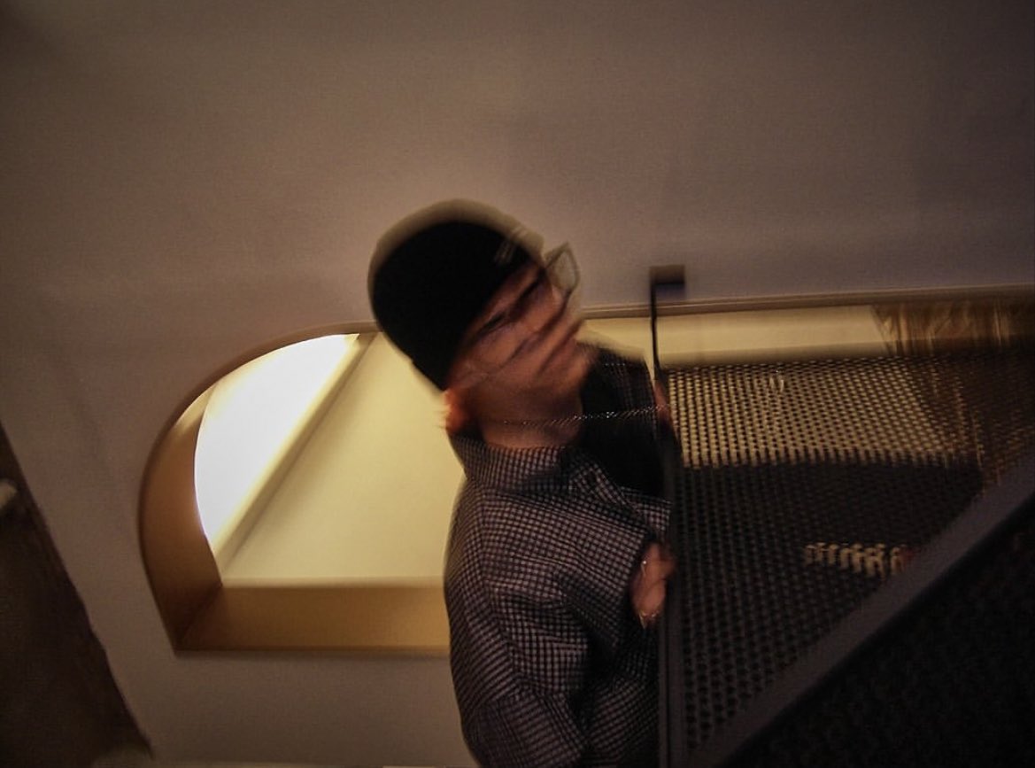 seungcheol’s blurred photos >>>