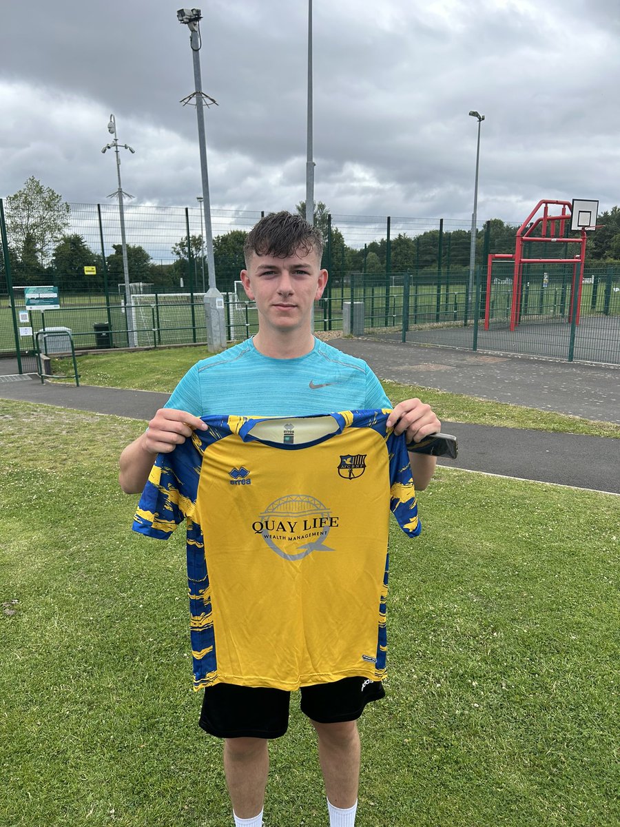 NEW SIGNING | ✍️

We’re delighted to welcome Lucas Hildreth to the Ford. 

Lucas is a pacey wide player that will add another dimension to our squad. Another great lad that has committed. 

Welcome <a href="/LucasHildreth1/">Lucas Hildreth</a> 🤝🔵🟡