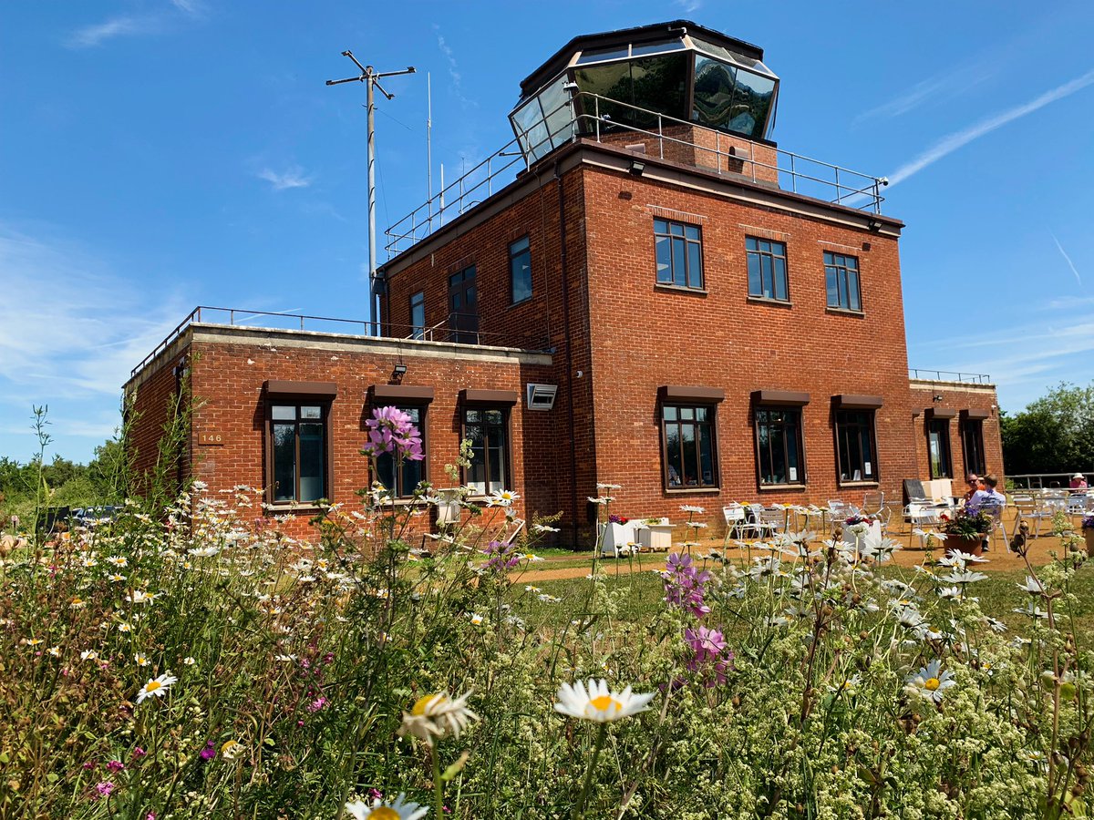 GreenhamTower's tweet image. Gorgeous day at the tower and our wild flowers are still in bloom #controltower #nature #wildlife #pollinators #history #heritage #greenham #newbury #westberks