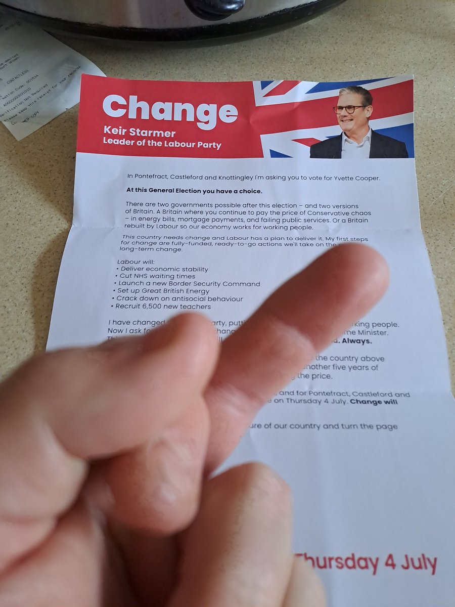 Noodle_Doodle22's tweet image. GFY @YvetteCooperMP
Say NO to the #liblabcon 
Vote @reformparty_uk