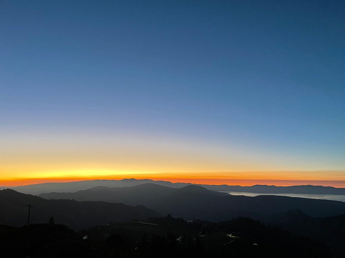 Expecting runners soon here at the Escarpment (mile 3.5)! #WS100