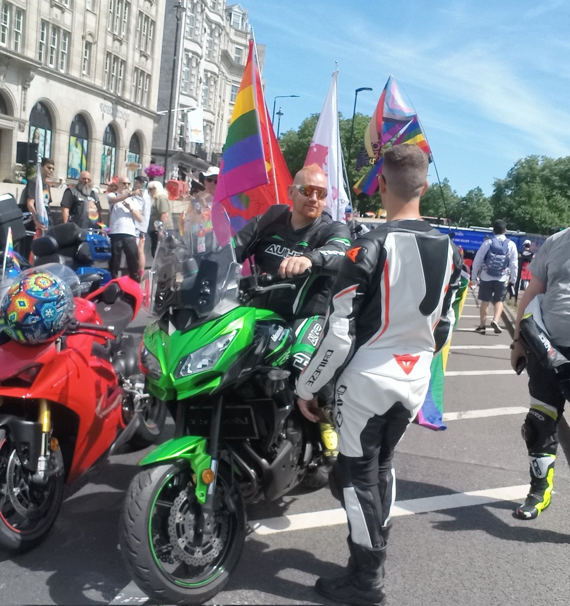 Paul_Tallis's tweet photo. #PrideInLondon #GBMCC https://t.co/Ql076S27YD