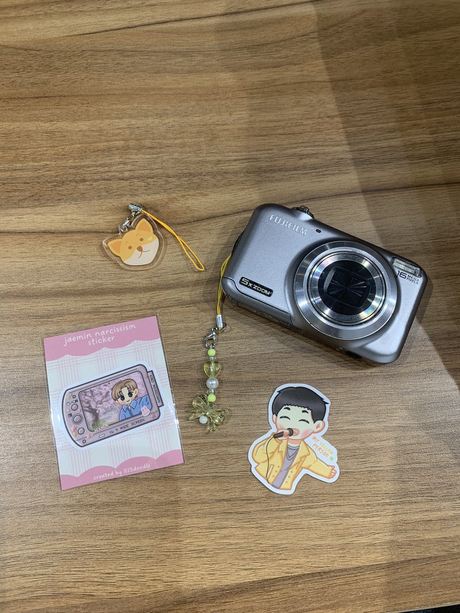 mingyuzza's tweet photo. AAAA new found charm 🥹✋soaper cute ,,, BABALIKAN LAGI SI  @825doodle !!!! 

ty @dreamfanproject for such a fun event nabudol sm 🥹

#7DREAMSPACE https://t.co/Q3lLOCHXSX