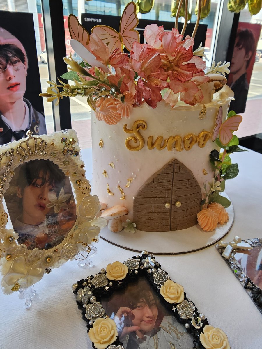 tinc_00's tweet photo. Are you ready, Engene Fairies??!!! ✨️💗

#DFCwithKimSunoo2024
#DreamyChesnutForestKimSunoo
#EnbillzUAE #EnbillzEvents https://t.co/Yhym5VlHsW