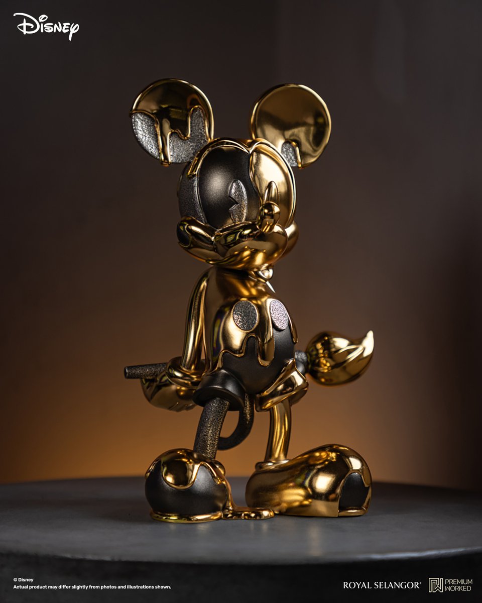 MightyJaxx's tweet photo. From paper to pewter: Premiumworked Mickey Mouse Transformation x Royal Selangor.
Brought to life by the designers at Mighty Jaxx and skilled craftspeople at @royalselangor.
Limited to only 100 pieces worldwide. Enquire on https://t.co/cmzoGB8t8s.
#premiumworked #royalselangor https://t.co/B6jr70qhSp