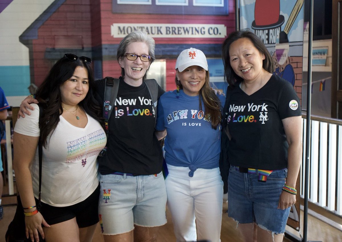 CitiField's tweet photo. Citi Field is home to everyone! 🌈⚾️ https://t.co/4NgzRotWAF