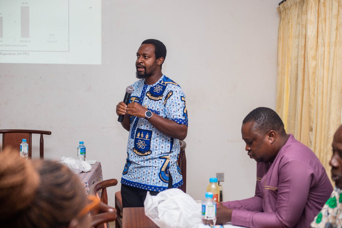 UG_urbansafe's tweet photo. The Environmental Health Officers across 29 Metropolitan, Municipal, and District Assemblies (MMDAs) in Greater Accra have benefited from a training organized by the Department of Agricultural Economics and Agribusiness as part of its UrbanSafe Project spearheaded by Dr. Abigail https://t.co/KxcHZLXdek