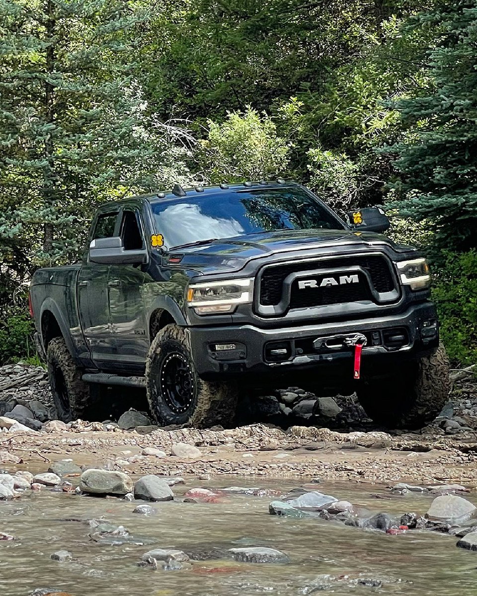 RamTrucks's tweet photo. Your weekends could use an upgrade. #RamTrucks #RamPowerWagon #OffRoad

📸: Jason C. https://t.co/LgsGfvNTup