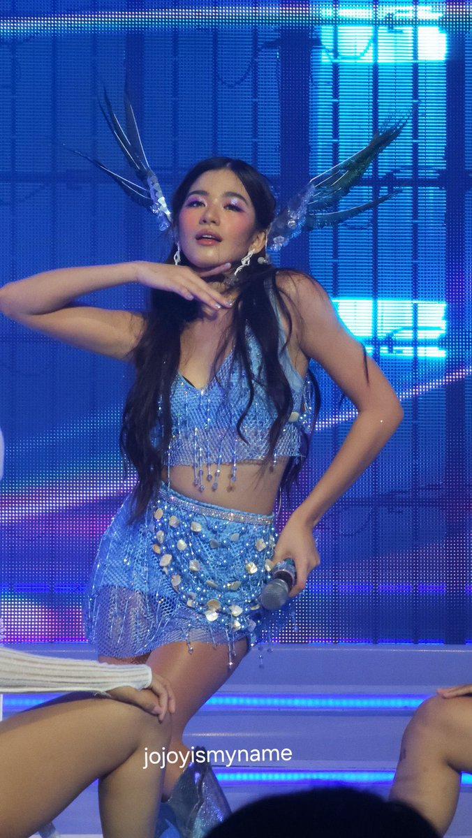 iahsgf's tweet photo. OHMYGOD MARAIAH QUEEN ARCETA

BINIVERSE CONCERT DAY 2

#BINIverse1stSoloConD2
#BINIVerse_TheFirstSoloConcert
#BINI @BINI_ph https://t.co/ScbtjdZy24