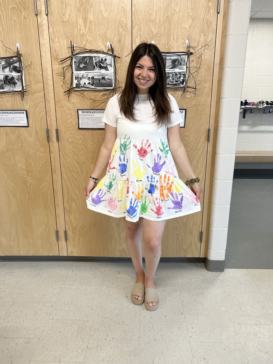 MsPartland's tweet photo. Last day of school dress tradition continues! This year we added all of our year 1’s to the dress🖐🏼🎨 Wishing everyone a restful summer!☀️

2023-2024
2022-2023
2021-2022 https://t.co/W88AFOZ0VL