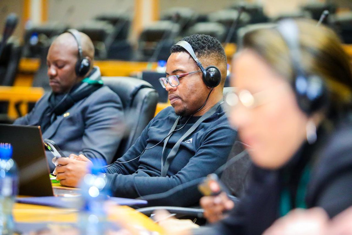 AfrikParliament's tweet photo. Lyod Kuveya speaks on formalised and deepened CSO engagement with the Pan-African Parliament and makes recommendations on how to increase the participation of the Civil Society during the dialogue.
#PAPOrdinarySession #PAP20 #CivilSocietyForum #YearOfEducation https://t.co/cdLfkhW74W