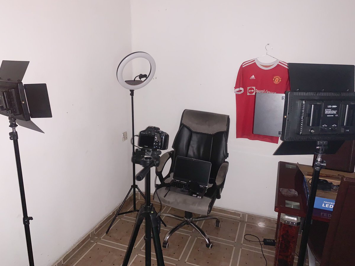 Yinpre0's tweet image. mini studio