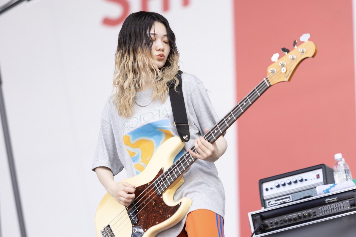 SHISHAMO_BAND's tweet photo. 「かわさき100フェス」
無事終了!!!☀️

大好きな川崎での、ブルーインパルスとのコラボ、そしてスキマスイッチ常田さんとのコラボと、とにかく私たちにとって忘れられない1日になりました☺️

皆さんにとっても今日がそんな日になっていたら嬉しいです！
ありがとうございました❗️
川崎最高ー！✨(吉川) https://t.co/g4YogkmJAL