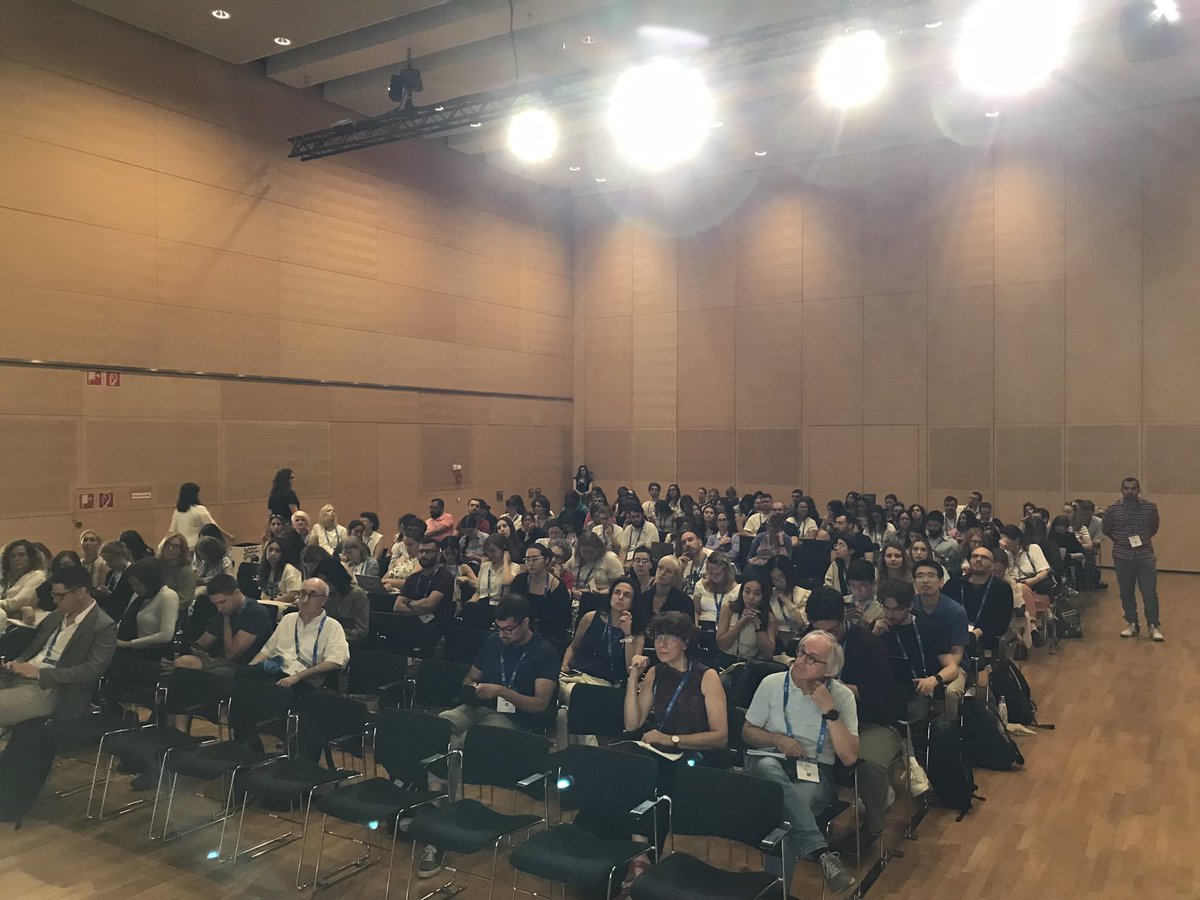 Proud of the <a href="/GlialRede/">Portuguese Glial Network - Rede Glial Portuguesa</a>+<a href="/redglial/">redglial</a>  (<a href="/fernandes_lab/">Adelaide Fernandes</a>+myself) symposium on #MultipleSclerosis from different #glial perspectives,cherry of a superb #FENS2024: #Patrick_Küry,#Mendanha_Falcao,<a href="/schirmerlab/">Lucas Schirmer</a> &amp; Alana_Hoffmann (@MironLab) showed us many great actors to know+treat #MS.