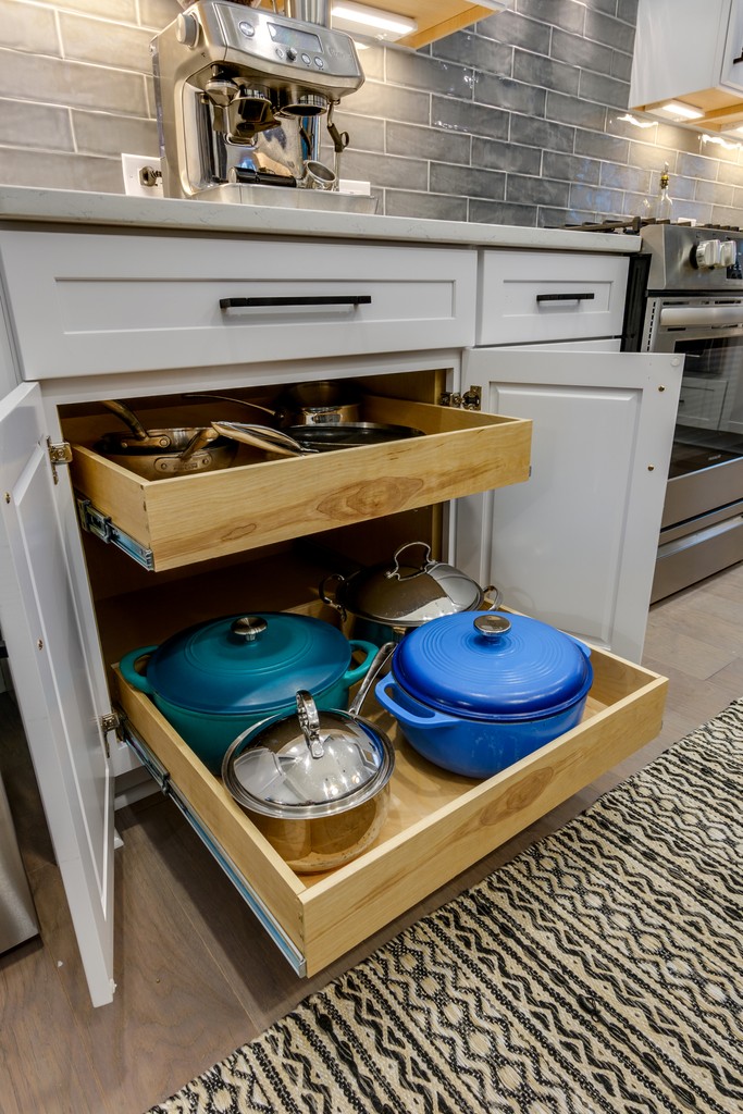 Creative Cabinets tweet media