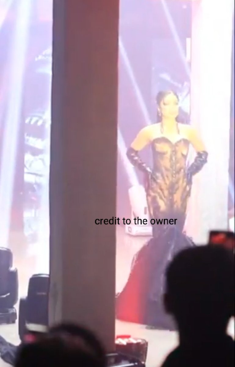 itsToniye's tweet photo. Pak, ang dyosa ng look @itsJaneOineza 😍🖤✨
#JMMFashionShow
#InstellarStreet
#JobDacon
#JMMProductions
#FashionEvent https://t.co/5gGm3RjPoP