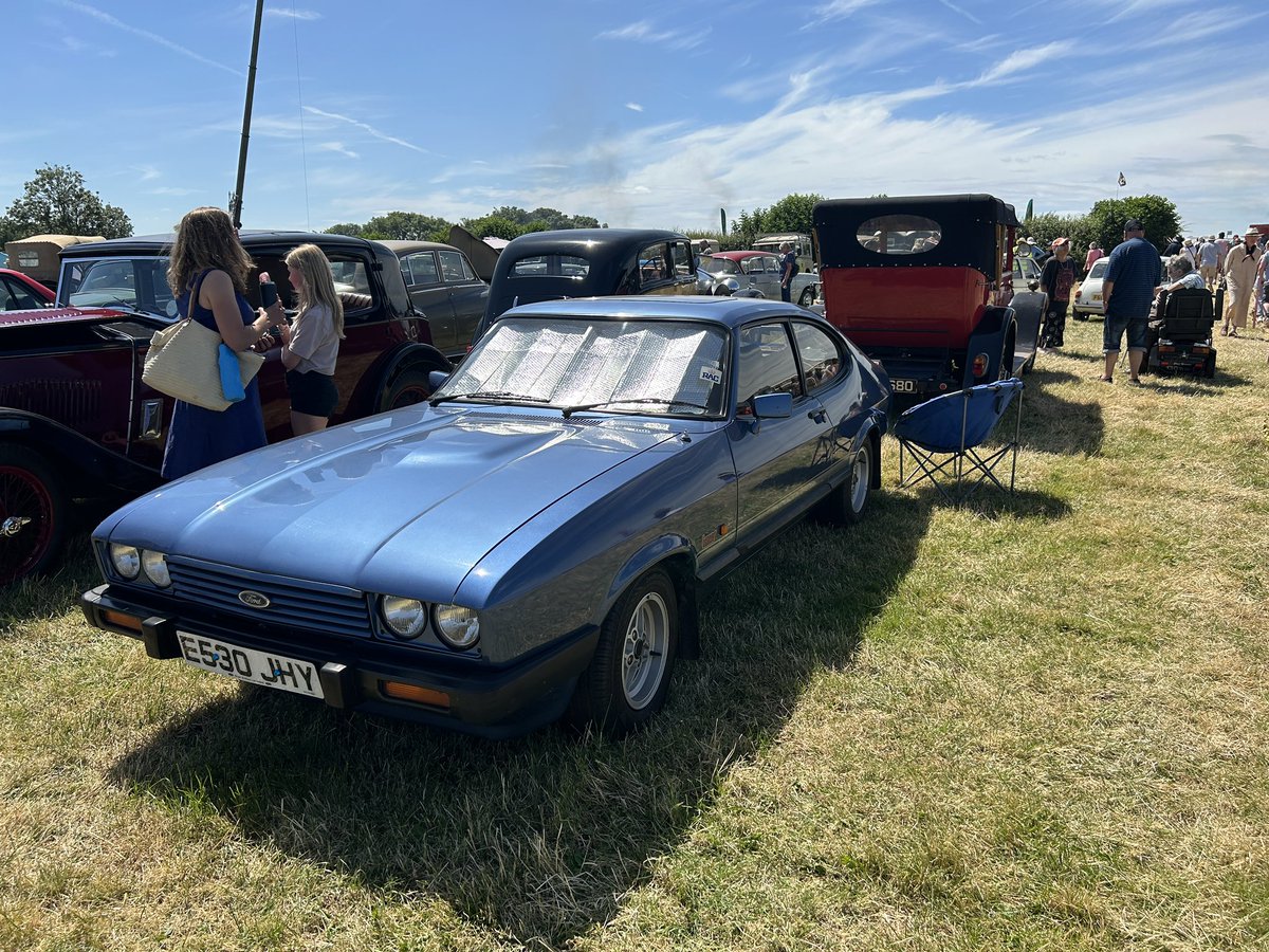 Classic cars @ #bloxham