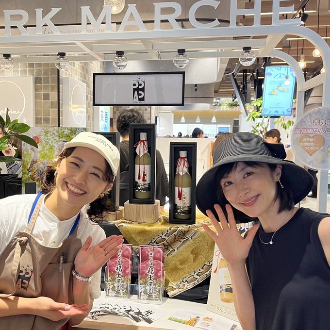 今日はもえさんが来てくれました😭 他にもたくさん会いに来てくれて幸せハッピー😆❤️ 明日も朝からお待ちしてます🙆&zwj;♀️✨ https://t.co/YCzLmkbZst