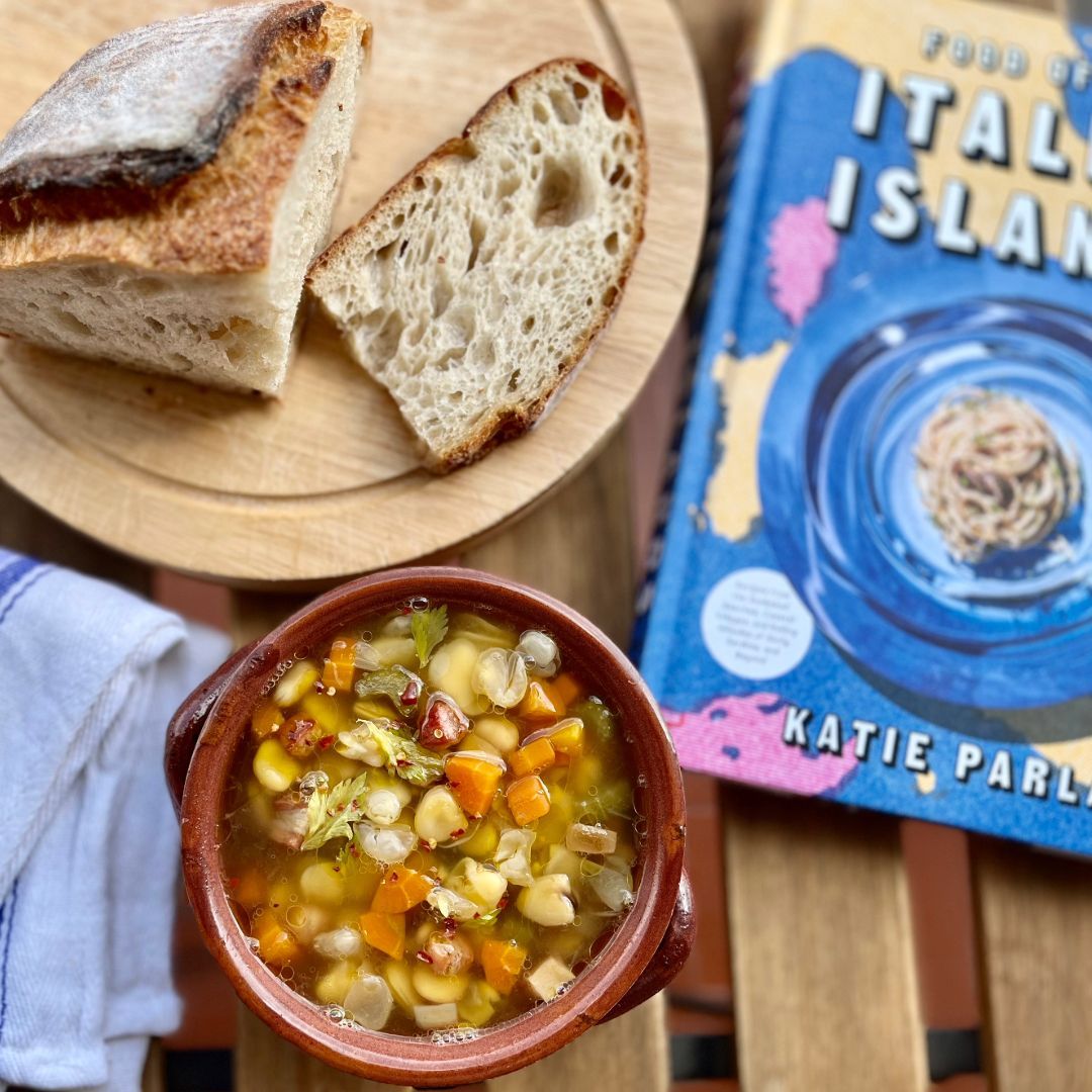 Are you willing to try some #grasspea soup? This delicious and nutritious legume can cause health issues if eaten too much, but as part of a balanced diet, it offers many benefits.

Enjoy a recipe by a culinary expert <a href="/katieparla/">katieparla</a> from Rome: buff.ly/45Ug8db

#BOLDcwr