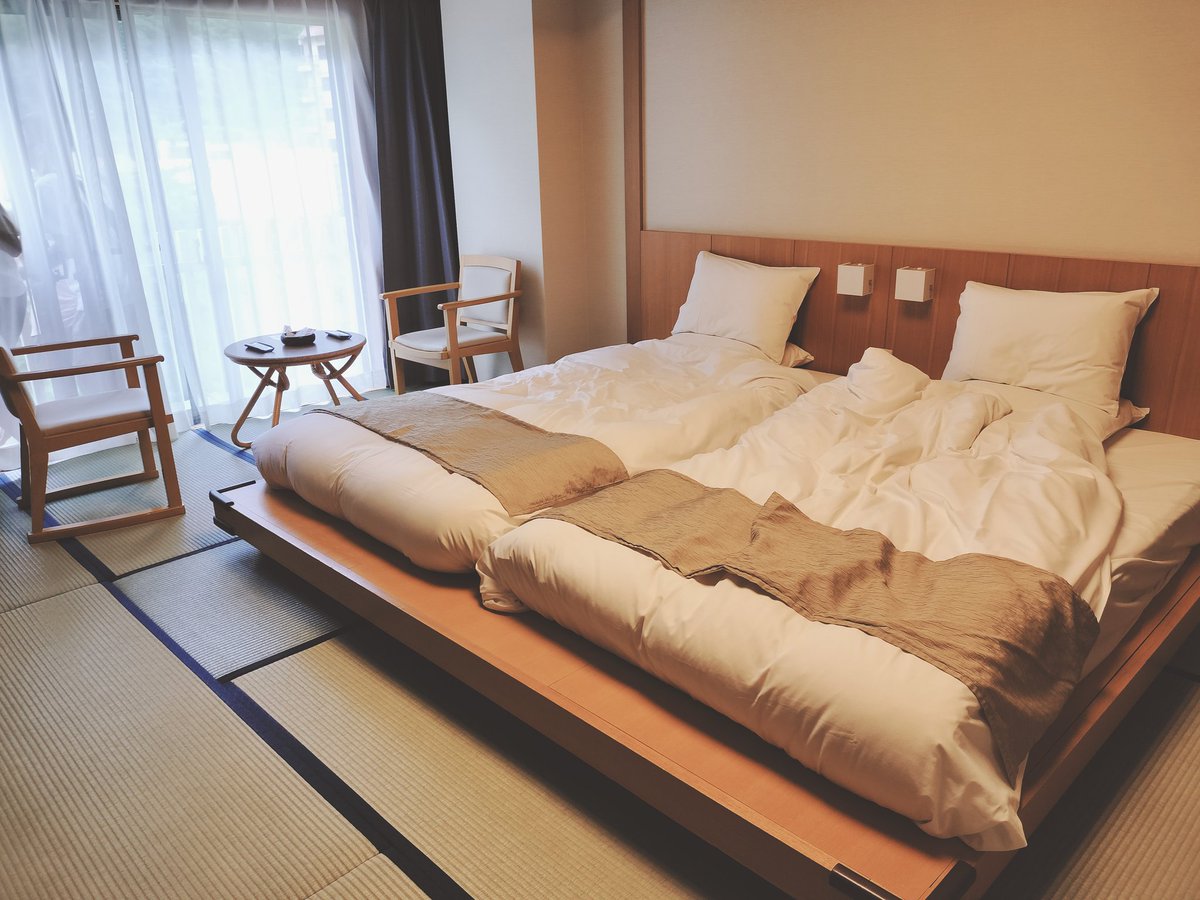 ブログも頑張っていますが、コツコツ投資にも力を入れている私😊
今日は株主優待を利用して旅行してます🚗
#ブログ仲間と繋がりたい #株主優待