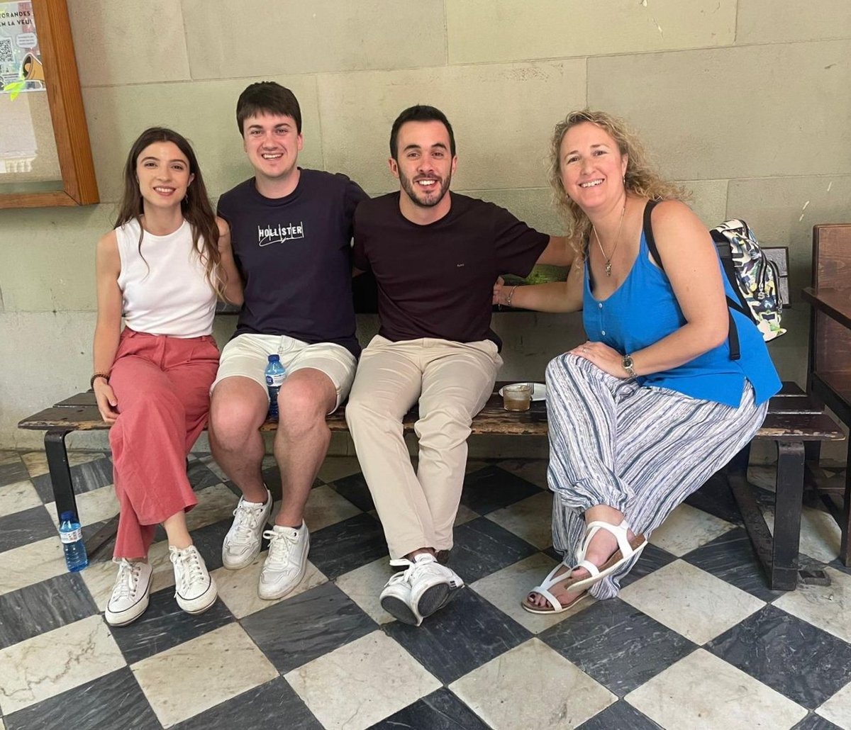 IVergaraLuis's tweet photo. It was also a pleasure to meet renowned researchers in this field and to attend different oral and poster presentations. 
Finally, I am very excited to have been chosen as one of the best oral presentations by a young researcher. 
Without a doubt, a very enriching experience! https://t.co/LpImFOW3w4