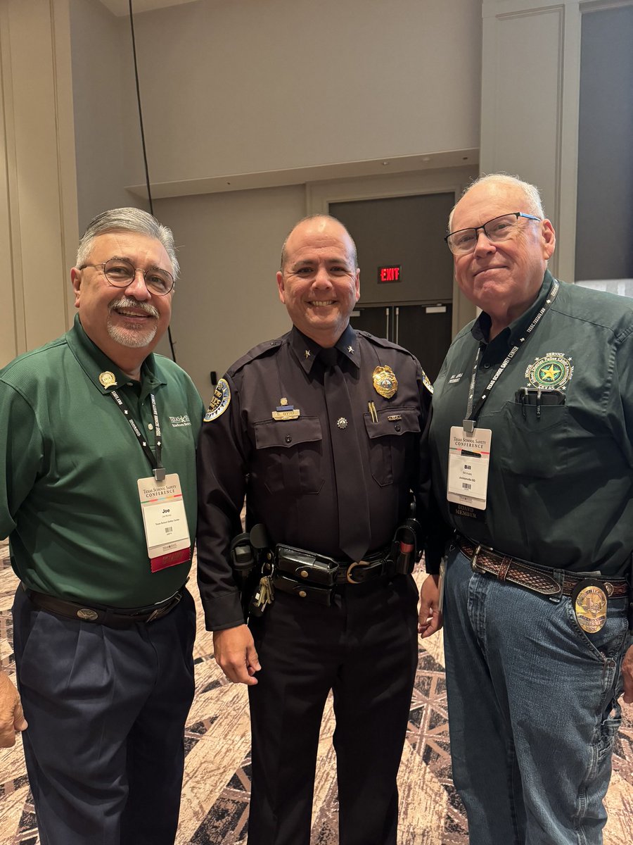 Enjoyed meeting Commander Scott Byrd, <a href="/MNPDNashville/">Metro Nashville PD</a>, who gave the closing keynote for the <a href="/TxSchoolSafety/">TxSSC</a> Conference in San Antonio. He provided an after action on the Covenant School Shooting which occurred in 2023. Very Informative and timely. #SchoolSafety #TSSConf2024 #SBLE