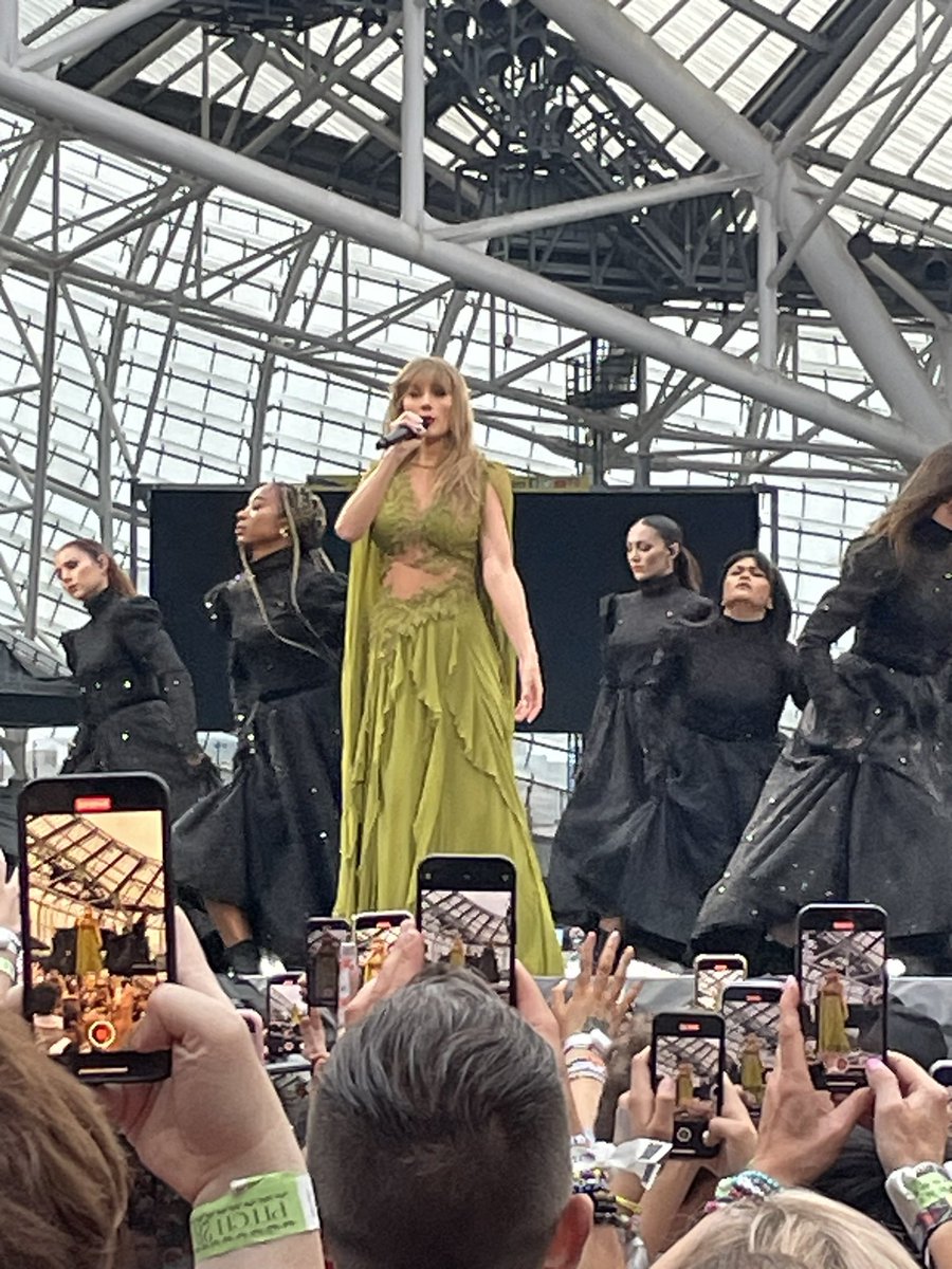 Two dreams came true last night. I knew I wanted to sew 🪡 this 💐 outfit since the 2021 Grammys and also I saw <a href="/taylorswift13/">Taylor Swift</a> very close ??!!!! 

I can also say that I survived State of Grace/YOYOK and Sweet nothing/Hoax 🤍 <a href="/taylornation13/">Taylor Nation</a> 

#DublinTSTheErasTour #ErasTour