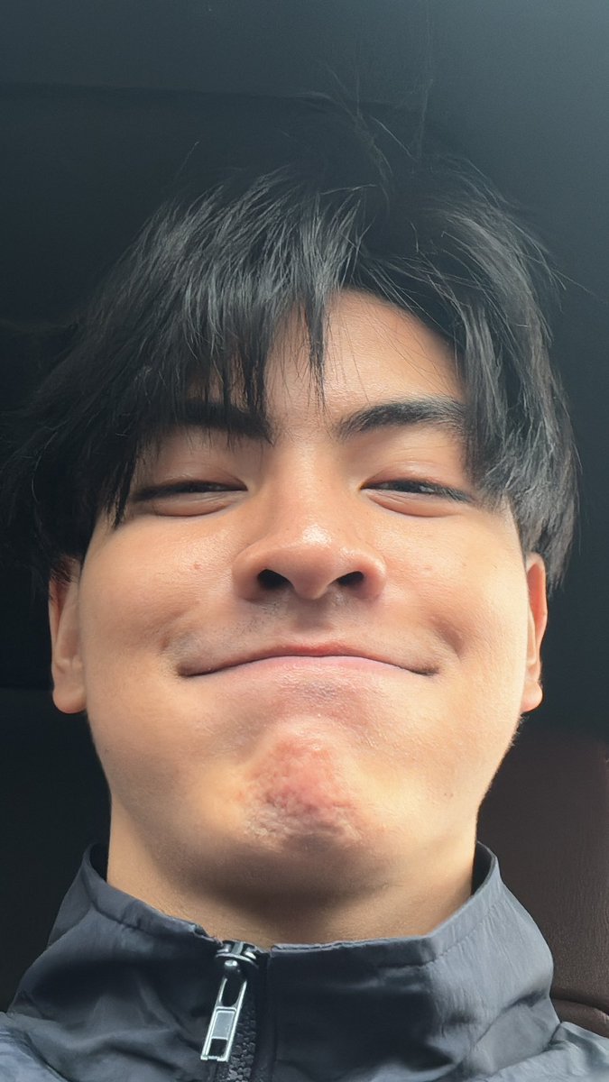 ChenRcj's tweet image. แก้มมผมหอมกว่า :