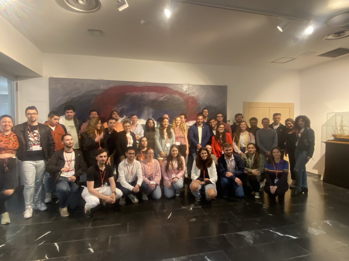 Esta mañana he acompañado a las y los representantes del Conseyu de la Mocedá de Asturias. Un organismo de referencia en el ámbito de la participación y del compromiso de las y los jóvenes. Sois presente y futuro.