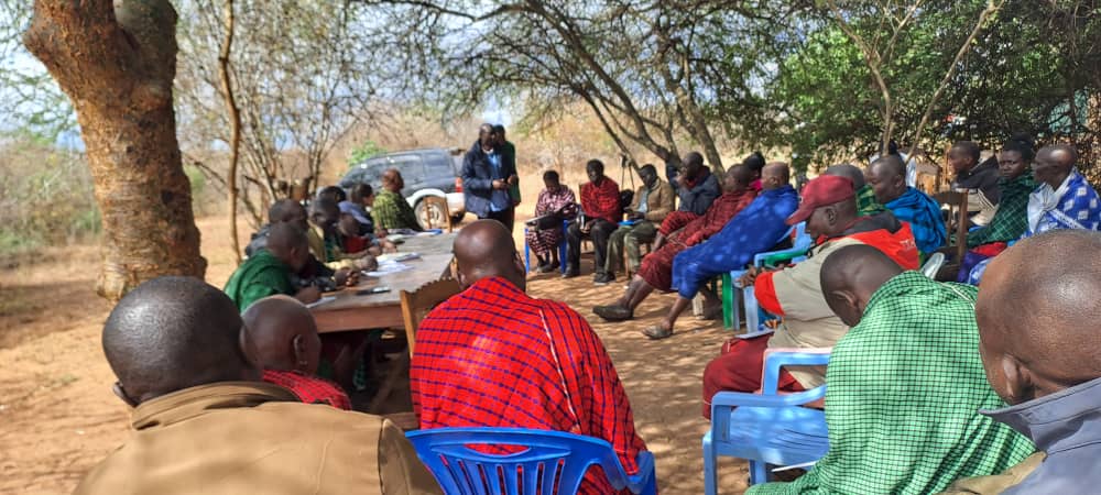 Earlier in the day, #Livefor team got a chance to discuss a range of issues with the Makame WMA Board. #Kiteto