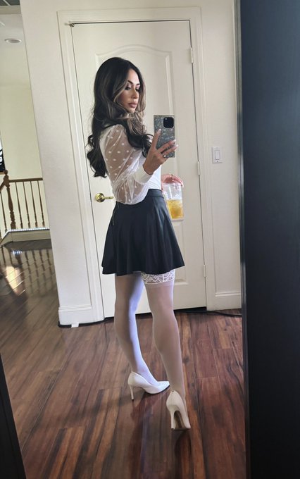 I must blow your fucking mind! How hot is this outfit on a scale of one to 10? https://t.co/118otjv2<a href="/tag/femdom"class="tags"><span>#femdom</span></a><a href="/tag/latex"class="tags"><span>#latex</span></a><a href="/tag/chastity"class="tags"><span>#chastity</span></a><a href="/tag/shinyboots"class="tags"><span>#shinyboots</span></a>