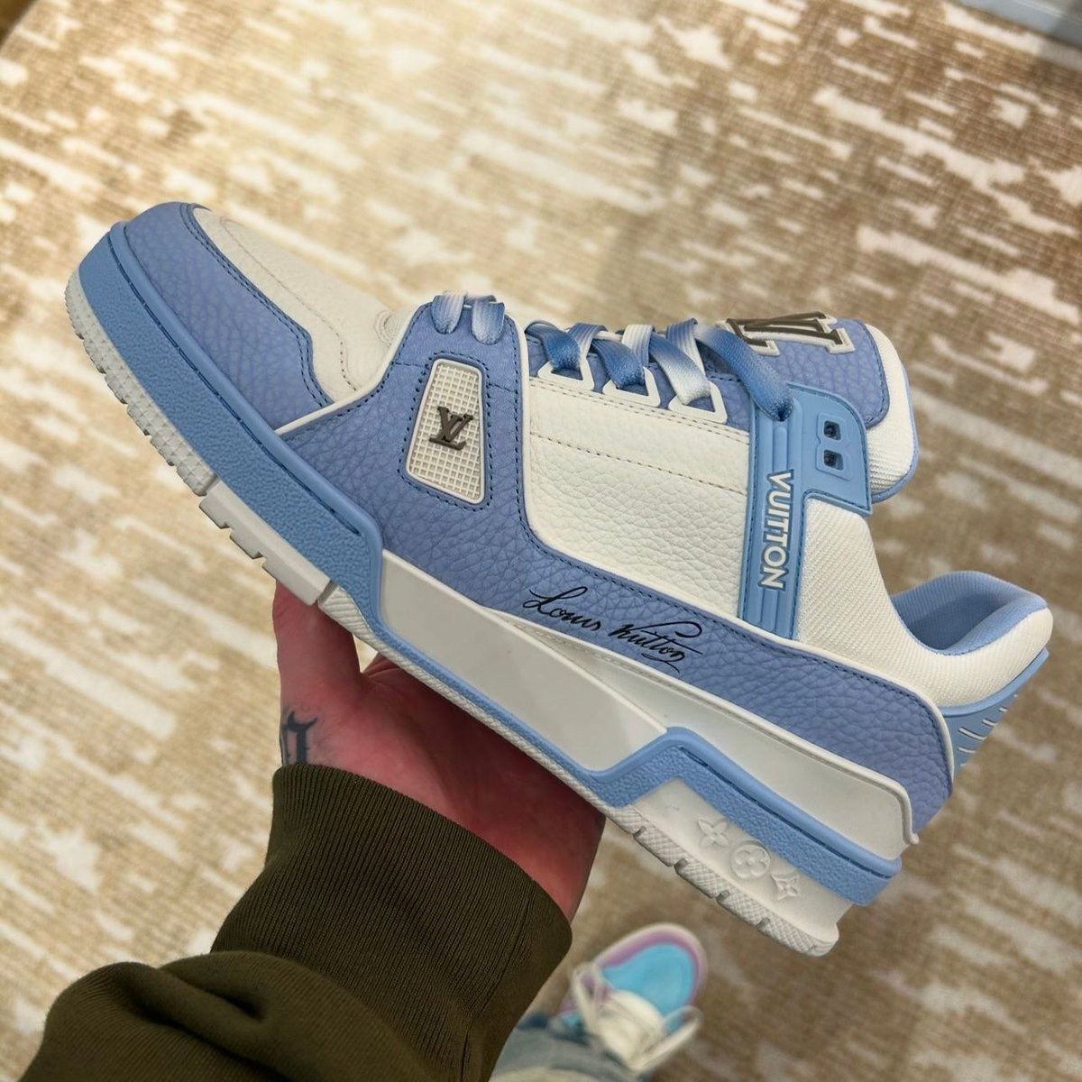 nicekicks's tweet photo. New LV Trainers incoming✨ https://t.co/vuv5kzONTU