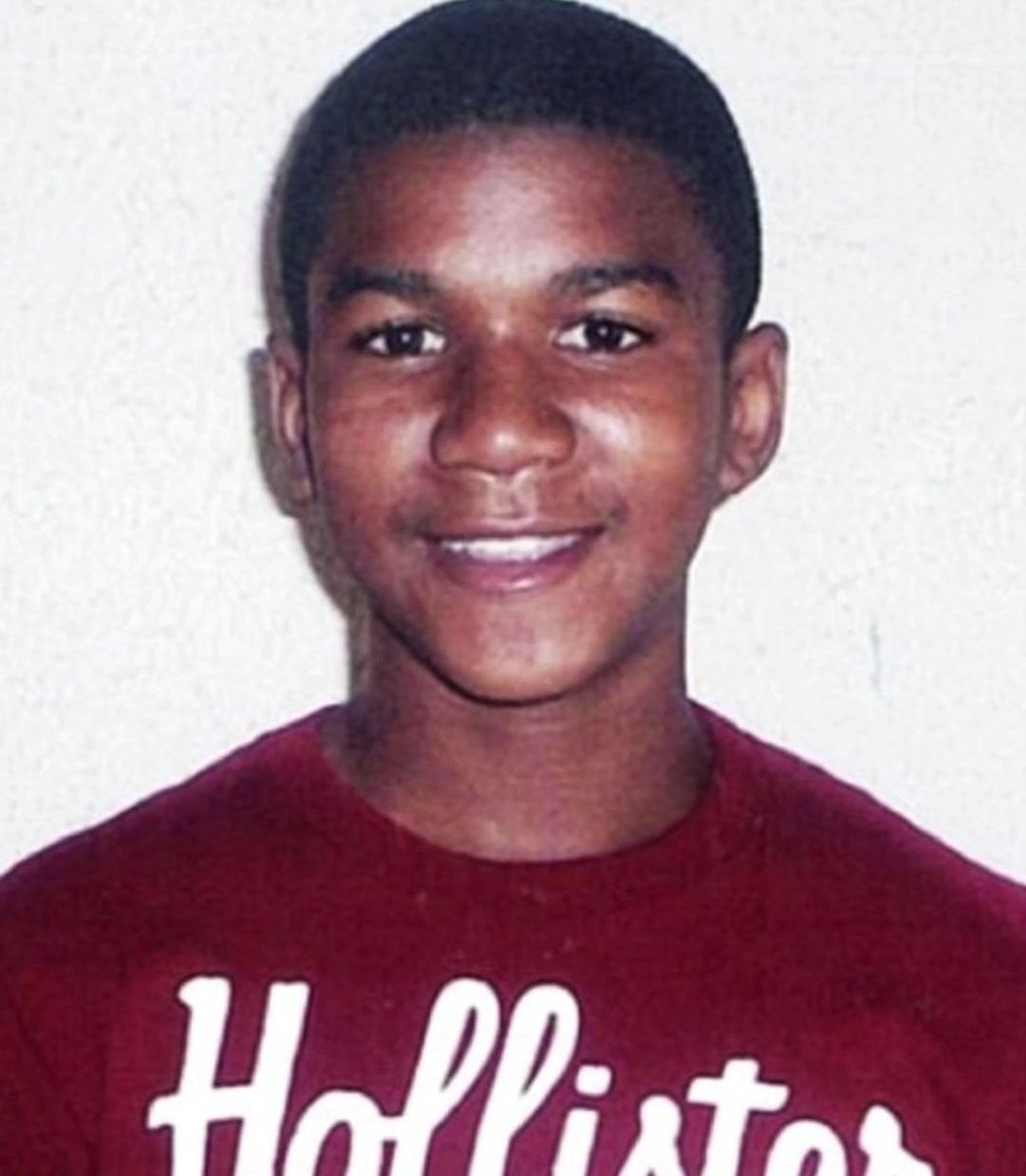 rbadgalririf's tweet image. A child was gunned down for no reason! And nothing about that sounds like murder? My baby brother is 17, this rocked my whole shit! #JUSTICEFORTRAYVON