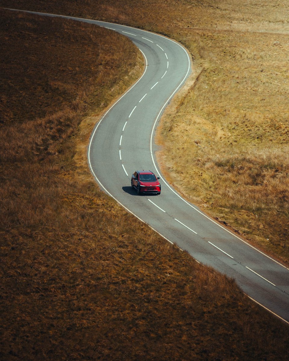 Who said the all-electric Toyota bZ4X doesn't belong in North Wales? 😍

Find out more and book your 24-hour test drive now at ow.ly/tgVq50Sshst

Photos by <a href="/ted_howells/">Ted Howells</a> on Instagram.

#Toyota #bZ4X #EV #NorthWales