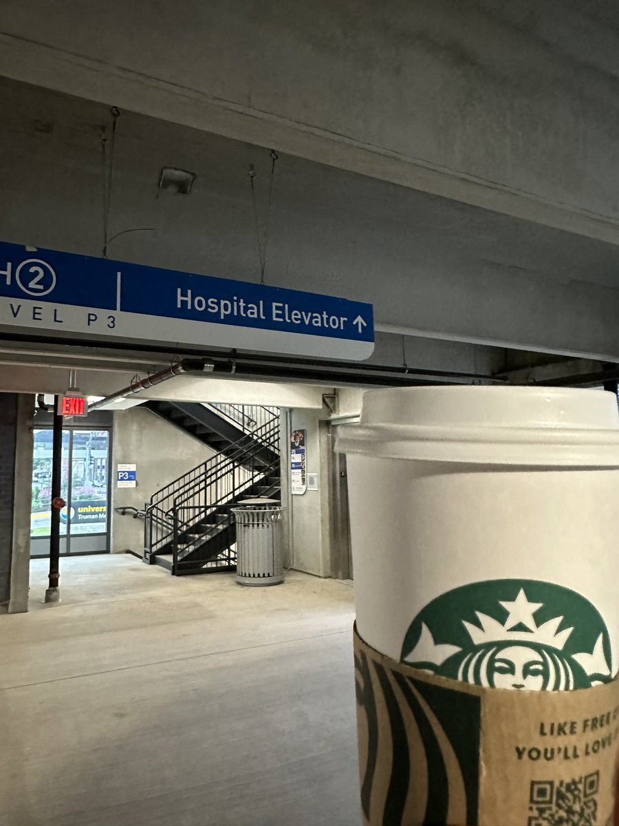 CStreiler's tweet photo. @gbosslet Heading into the ICU on a rainy Saturday. New interns are shadowing us today. This time of year is always so exciting! https://t.co/WqWfRtJ0ds