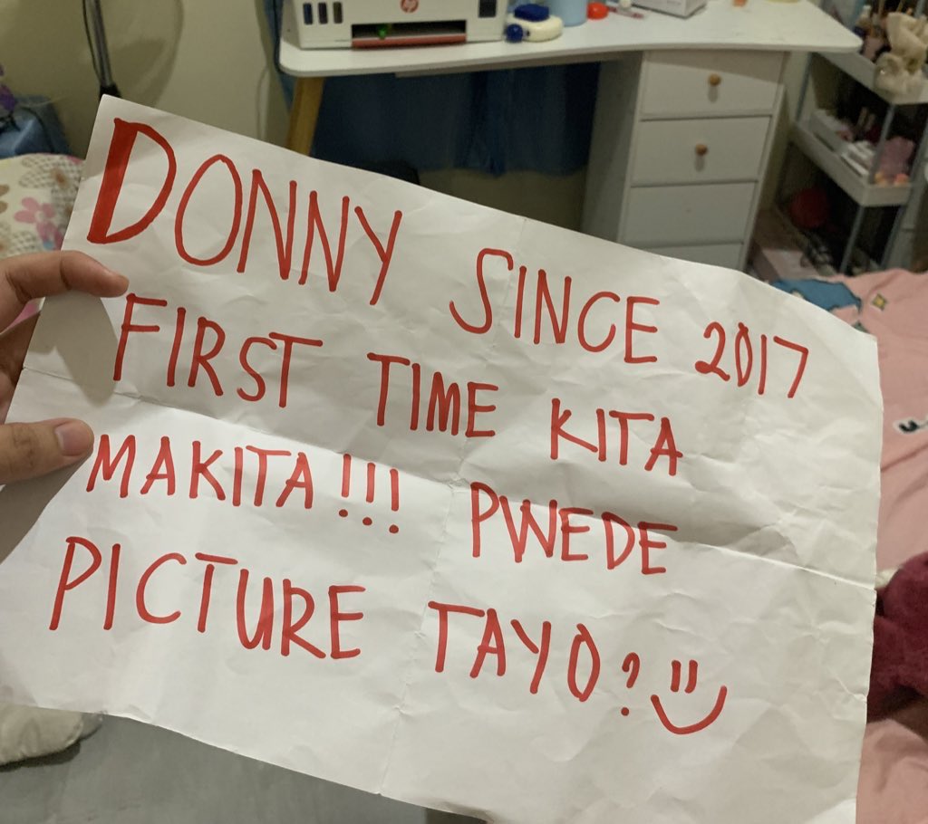 donatotchilaxaa's tweet image. 2017 me wouldn’t believe what just happened 🥹

will forever be your fan, love u @donnypangilinan !! 💙

#DonnyPangilinan | DonnyPangilinan