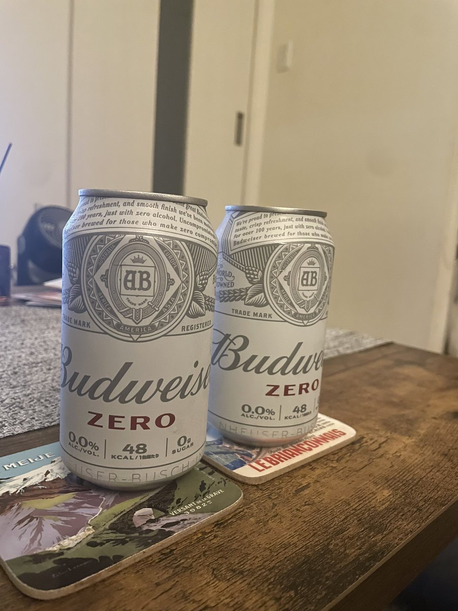 crack_archer's tweet photo. テーブスが日本代表に残るために願掛け🍺
#テーブス海
#バドワイザーゼロ
#BudweiserZERO https://t.co/PZLIK49M7n