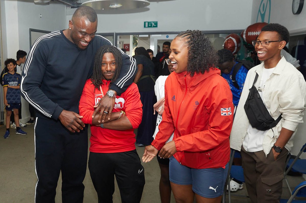 LondonYouth's tweet photo. We loved welcoming @EfeObadaUK, our brand new Born Ambitious Ambassador, to one of our members @SportattheHeart yesterday! Watch this space for more information on how Efe will support our mission, and more photos and videos from today.

#BornAmbitious #youcantbewhatyoucantsee https://t.co/GSz1hfbzVZ