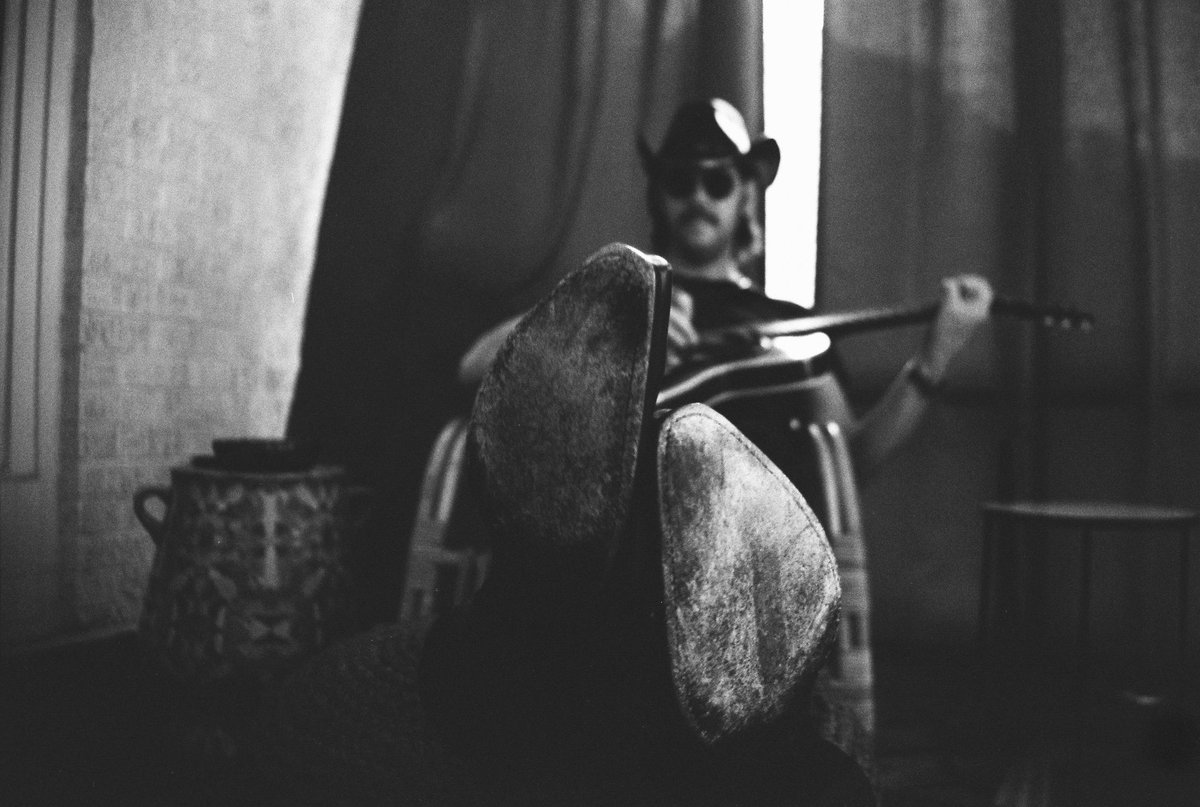 The Whigs tweet media