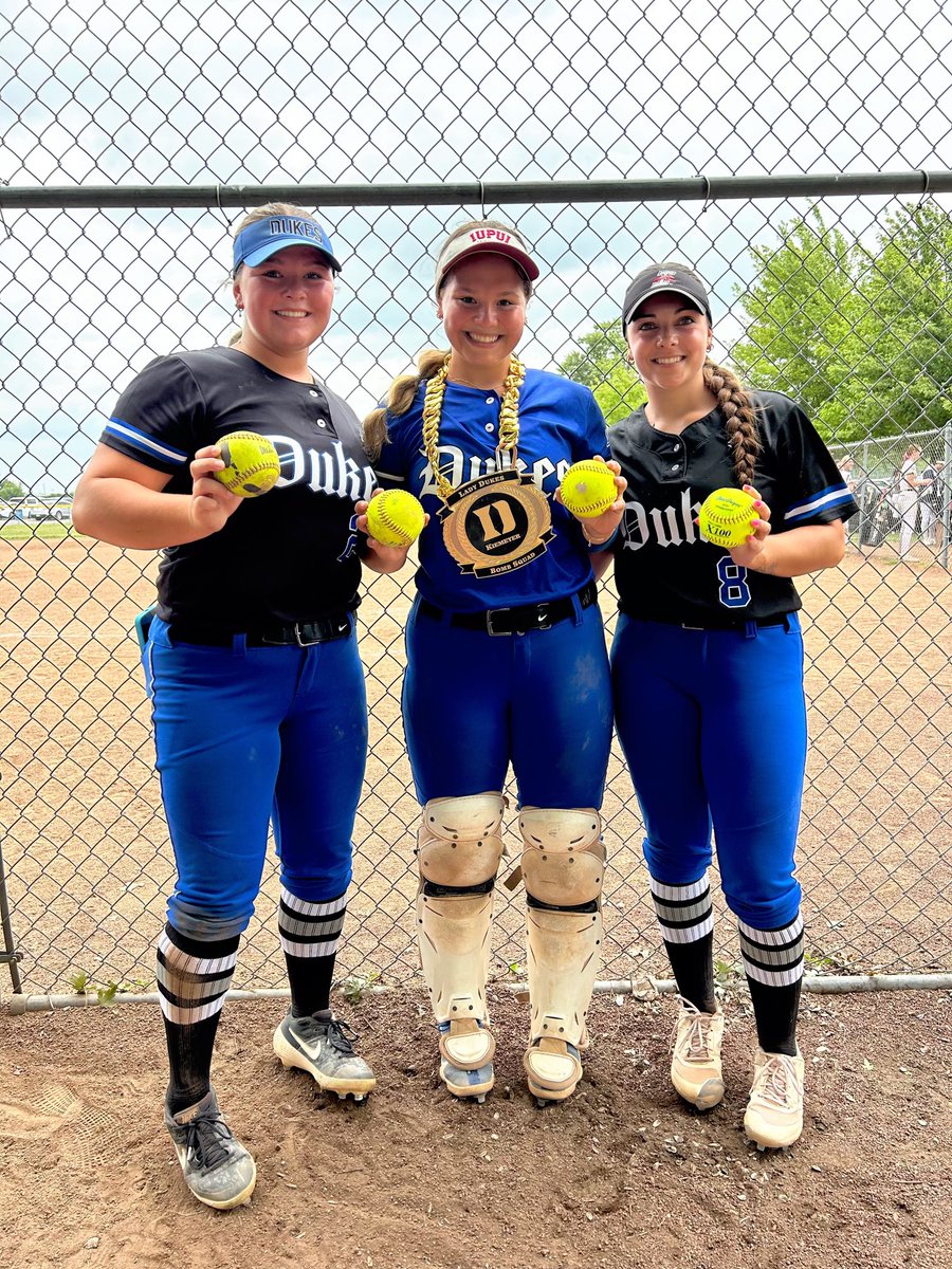 Lady Dukes 18U National - Kiemeyer/Tesnar (@dukesmidwest) on Twitter photo Bats caught 🔥 in bracket play! These 3 ballers hit 💣 💣 💣 💣! Play again 3:45pm at the <a href="/thealliancefp/">The Alliance Fastpitch</a> Last Chance Qualifier in Marion, OH! Time to keep it rollin 🤙 @IUPUISoftball <a href="/CoachMandy13/">Mandy Sansbury🥎</a> <a href="/UIndySoftball/">UIndy Softball</a> <a href="/coachferrell15/">Ben Ferrell</a> <a href="/BallStateSB/">Ball State Softball</a> <a href="/CoachPena_BSU/">Helen Peña</a> Bats caught 🔥 in bracket play! These 3 ballers hit 💣 💣 💣 💣! Play again 3:45pm at the <a href="/thealliancefp/">The Alliance Fastpitch</a> Last Chance Qualifier in Marion, OH! Time to keep it rollin 🤙 @IUPUISoftball <a href="/CoachMandy13/">Mandy Sansbury🥎</a> <a href="/UIndySoftball/">UIndy Softball</a> <a href="/coachferrell15/">Ben Ferrell</a> <a href="/BallStateSB/">Ball State Softball</a> <a href="/CoachPena_BSU/">Helen Peña</a>