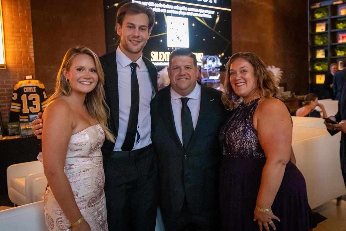 BourqueFDN's tweet photo. See any familiar faces? We can't wait to see who attends this year's event! Get your tickets today at this link: https://t.co/h1tIju1Pox 

#bostonball #bostonevent #alsicebucketchallenge #petefrates #bostonbruins #boston #captainsball #strikeoutals #raybourque https://t.co/CNEFyquZ2n