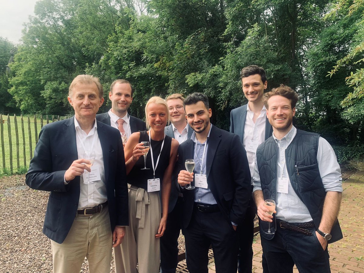 ThRoumeguere's tweet photo. The end of a tremendous 6 years Residency journey in Urology for our 6 fellows at  @ULBruxelles  They look satisfied 😂 What else? 🤞 Thanks to mentors @PeltierAlexand8 @RomDiamand @PrRomainMATHIEU @LBrureau @TQuackels @kbensalah35 @BPeyronnet and many others @sb_uro @AFSpinoit https://t.co/XYfo36Pygf