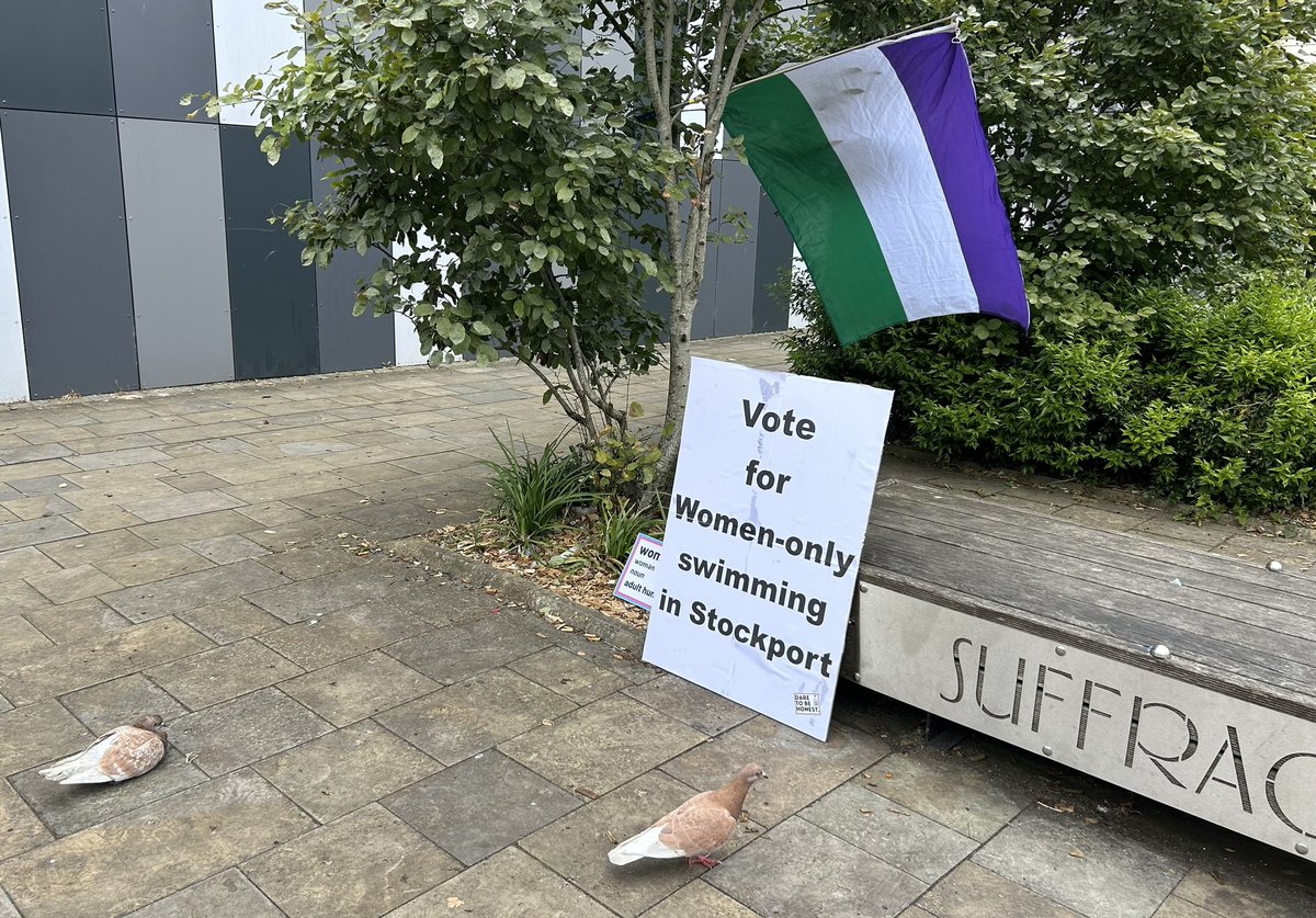 Tara__Hughes's tweet photo. Terfing in Suffragette Square #Stockport.
Bad news for @UKLabour and @NavPMishra as the vast majority of Stopfordians agreed with us, keep males out female spaces.
Even the pigeons.
Not a niche issue.
#LabourLosingWomen #VoteLabourGetStonewall #PartyOfWomen #RepealTheGRA https://t.co/lHbk0GIna2