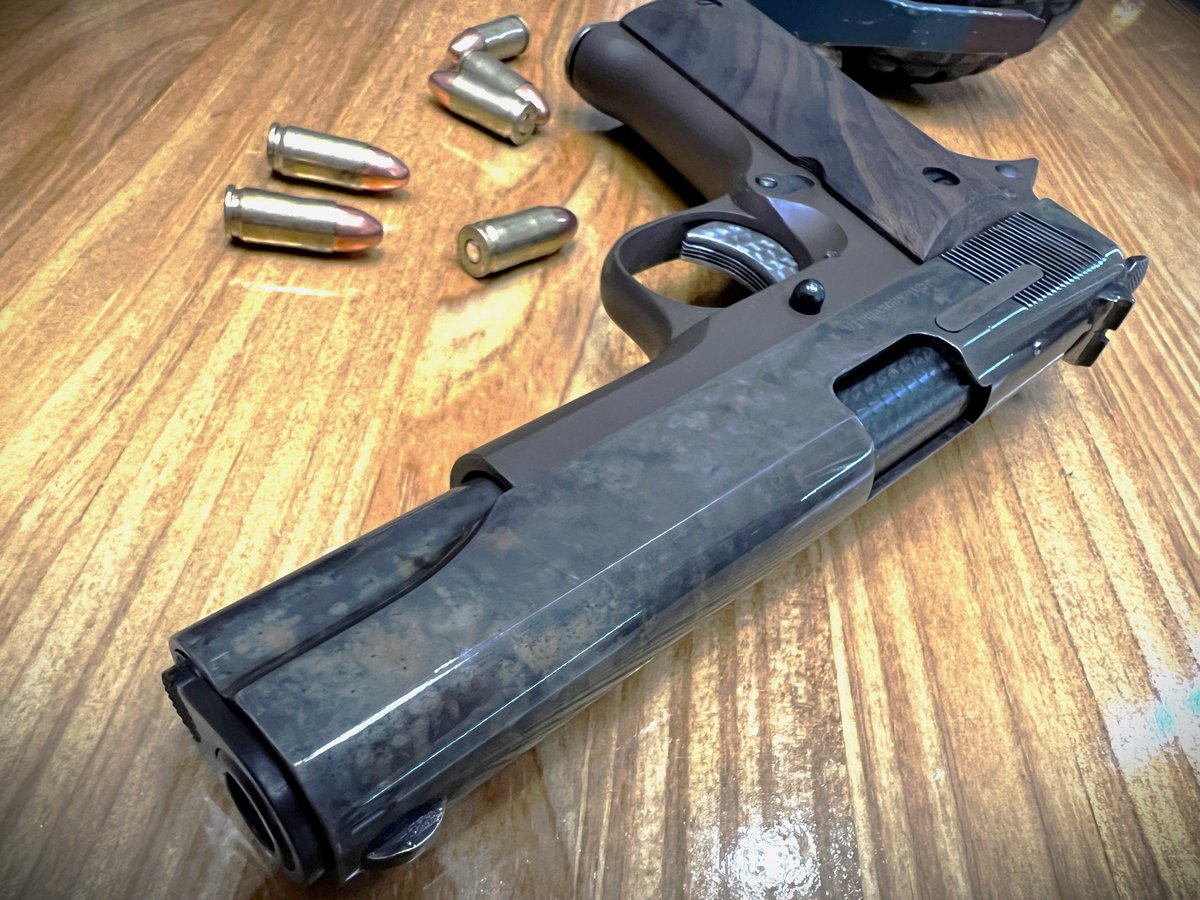 LTArms1's tweet photo. Creating modern classics, one day at a time. #colorcase #cerakote #brass #copper https://t.co/hrN73r71Pq