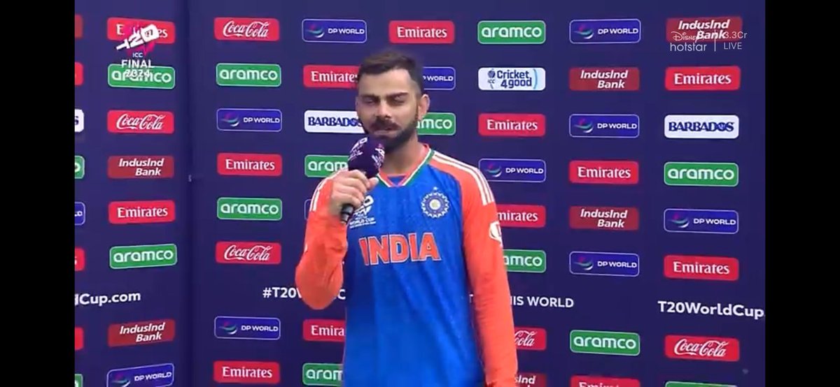 prjt123's tweet photo. Sarhad k uspaar ajeeb se khamoshi aur matam hai 😜 #worldchampion #T20WorldCup #indiawins https://t.co/bzBquKyywd