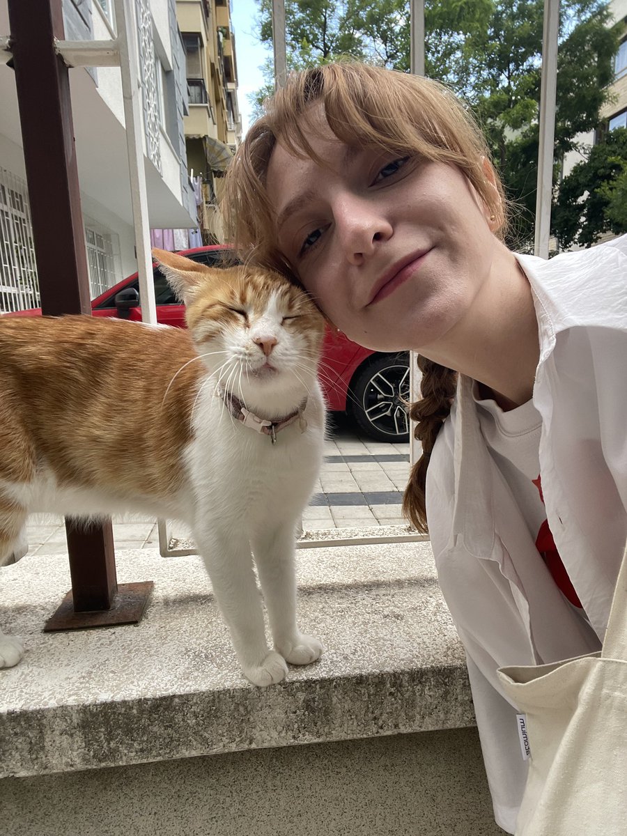 handisgo's tweet image. kedular ve ben. yani biz.