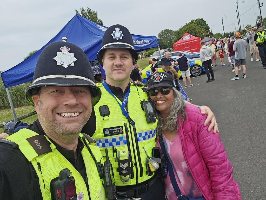 sunrinder13's tweet image. This was last year #ArmedForcesDay2023 &amp;amp; today&apos;s #ArmedForcesDay2024 with Ken who i always support 🙏