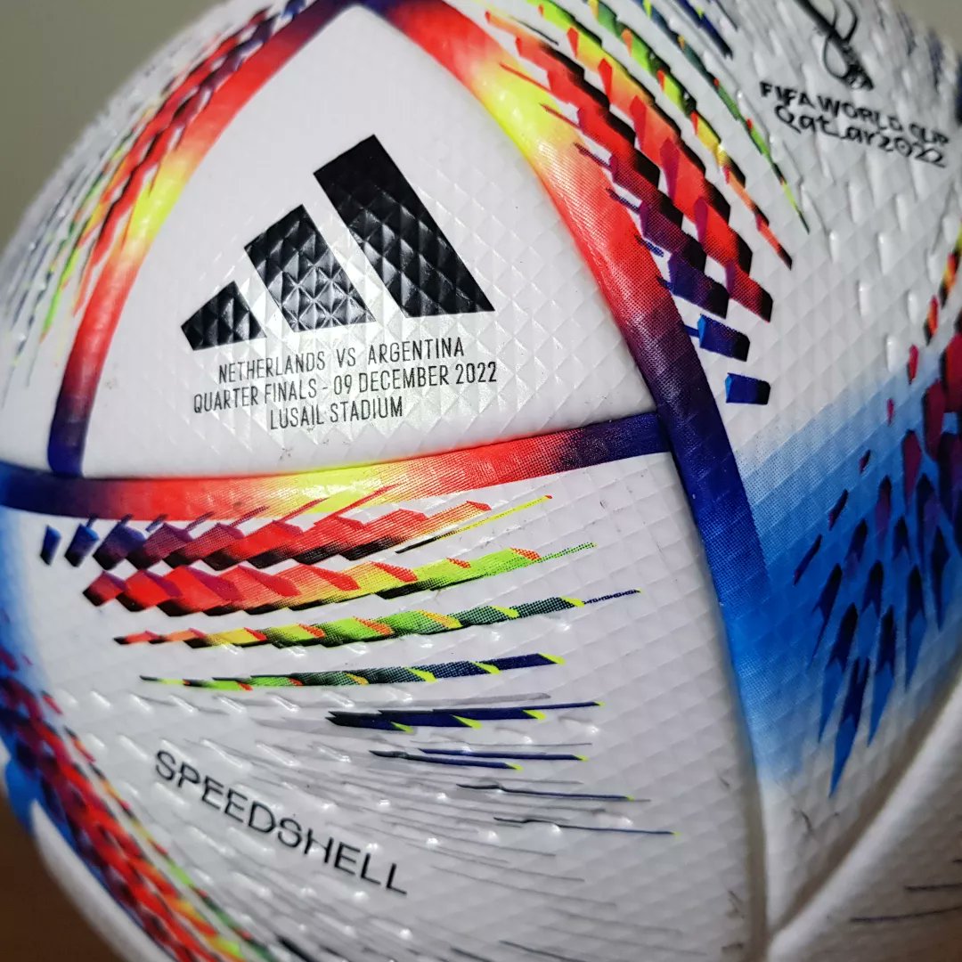 Bobso1902's tweet photo. 2022 Qatar World Cup Final, Argentina v Netherlands match used ball.
#qatarworldcup #qatar2022 #messi #goat #matchused #adidasalrihla #alrihla #worldcup https://t.co/9ciLsp4GDf