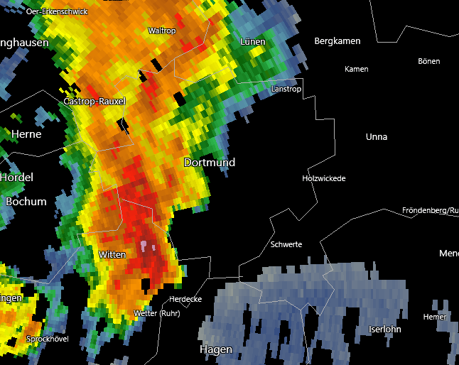 #GERDEN Aktuelles Radarbild. Alles andere als Unterbruch wäre auch absolut verantwortungslos gewesen. Endlich mal ein vernünftiger Entscheid. 👍