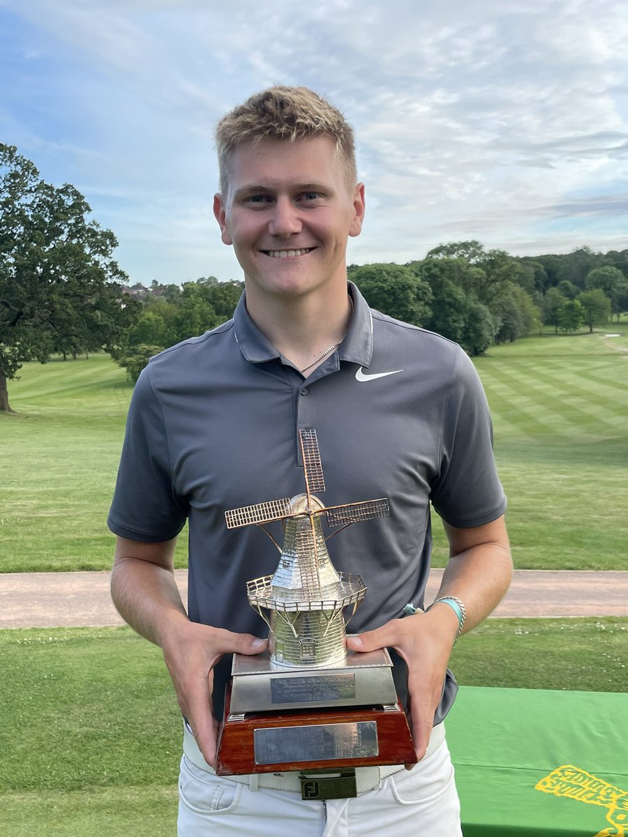 Congratulations <a href="/JamesBaxter2005/">James Baxter</a> on defending his <a href="/EnfieldGC/">Enfield Golf Club</a> Club Champion title with 2 solid rounds today 🏆 <a href="/EMU_Golf/">Eastern Michigan Men's Golf</a> <a href="/Andy_Walkergolf/">Coach Andy Walker</a> 📈